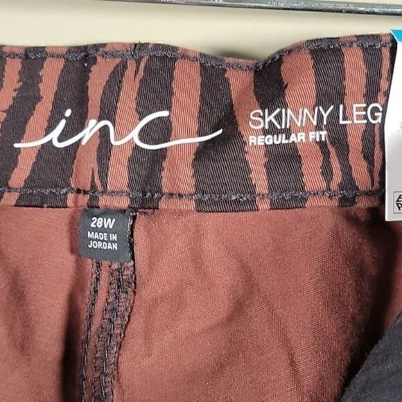 INC Tiger Print Mid Rise Skinny Jeans Sz 28W - Picture 6 of 11